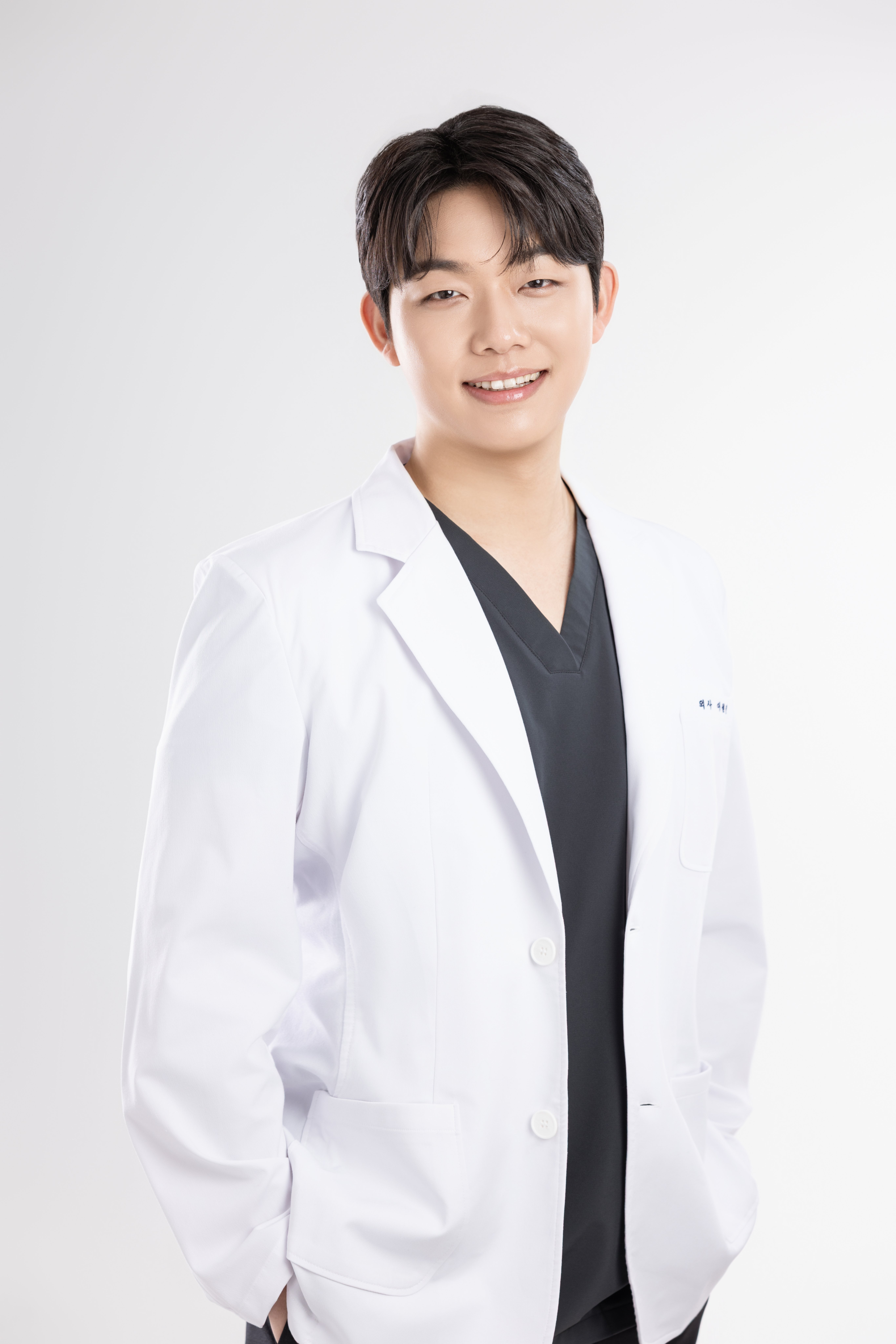 명동 스킨부스터 리쥬란 잘하는 피부과